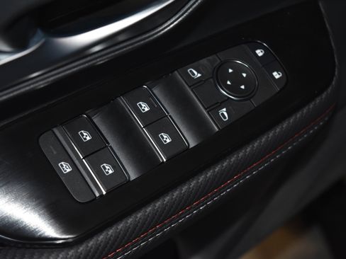 New 2026 Nissan Kicks SR w/ Cold Weather Package image 4