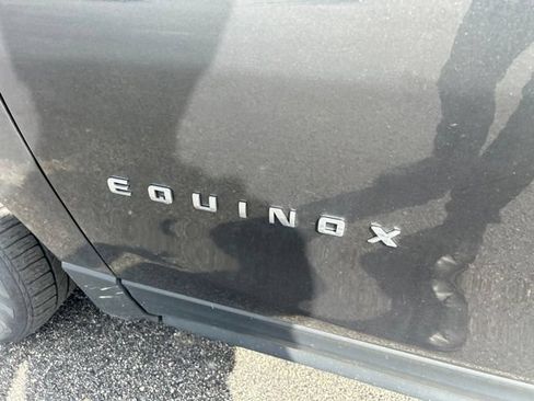 Used 2019 Chevrolet Equinox LS FWD image 17