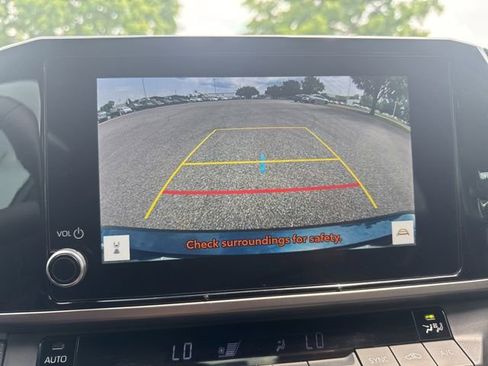 Used 2025 Toyota Camry SE FWD image 34