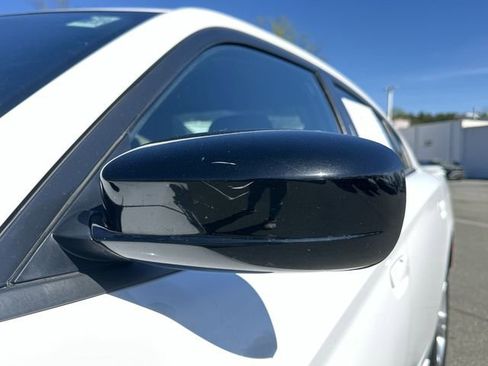 Used 2023 Dodge Charger SXT image 10