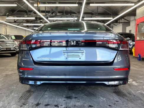 Used 2023 Honda Accord EX image 4