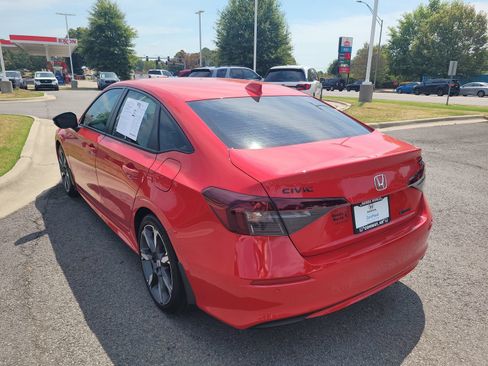 Certified 2026 Honda Civic Sport image 5