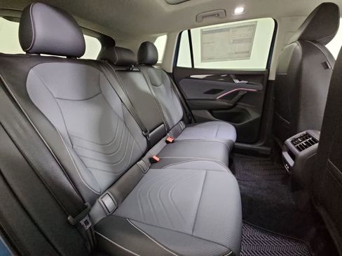 New 2026 Volkswagen Tiguan SE AWD/4WD image 21