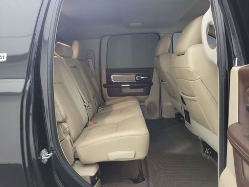 Used 2018 RAM 3500 Laramie w/ Cold Weather Group image 27