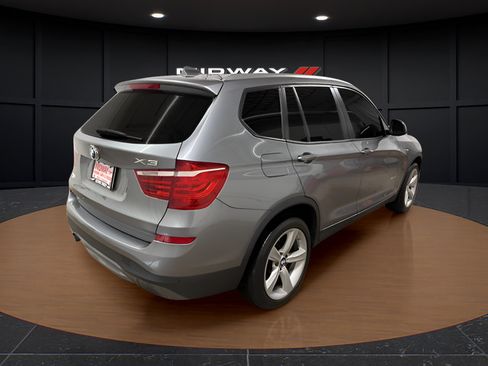Used 2017 BMW X3 xDrive28i AWD/4WD image 4