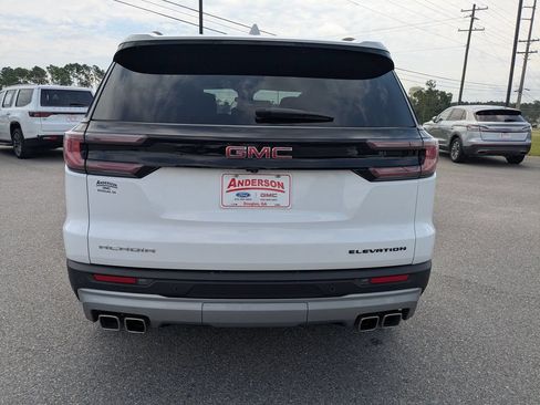 Used 2025 GMC Acadia Elevation FWD image 5