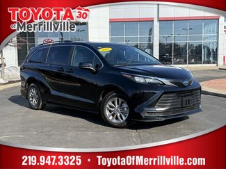 Used 2025 Toyota Sienna LE w/ LE Plus Package video 1