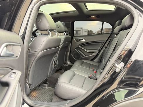 Used 2019 Mercedes-Benz GLA 250 image 26