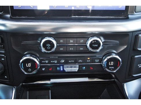 Used 2021 Ford F150 Lariat w/ Equipment Group 502A High image 27