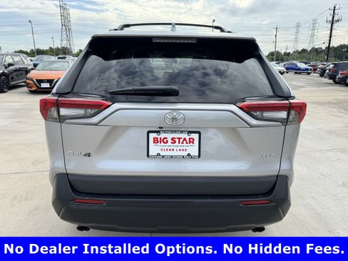 Used 2023 Toyota RAV4 XLE FWD image 7