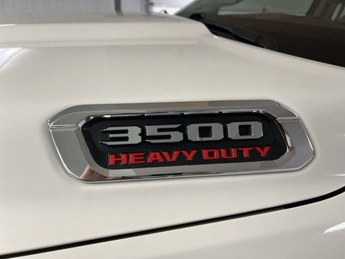 Used 2023 RAM 3500 Limited image 33
