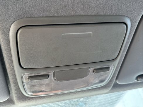 Used 2004 Honda CR-V LX image 34