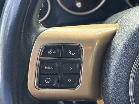 Used 2014 Jeep Wrangler Unlimited Sahara image 26