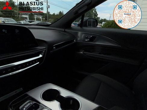 Used 2024 Cadillac Lyriq Tech w/ Driver Assist Package AWD/4WD image 52