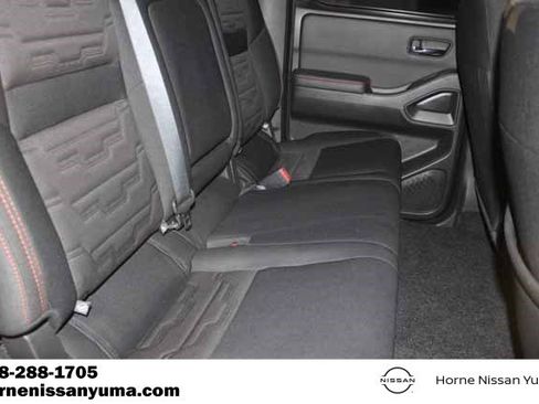 Used 2023 Nissan Frontier PRO-4X w/ Tow Package image 7