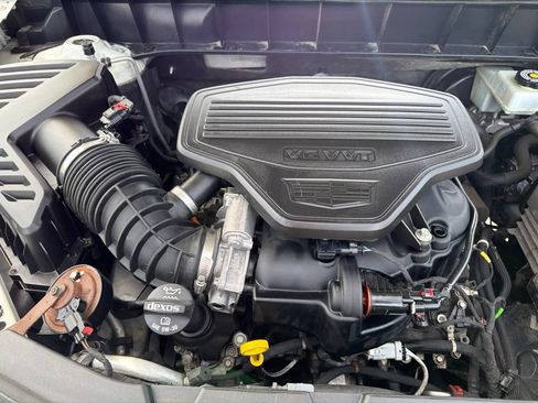 Used 2019 Cadillac XT5 FWD image 26