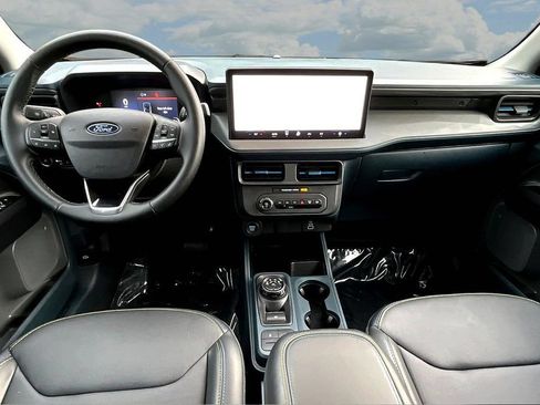 Certified 2025 Ford Maverick Lobo AWD/4WD image 9