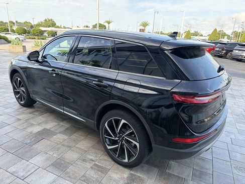 Certified 2023 Lincoln Corsair Reserve w/ Equipment Group 202A AWD/4WD image 4