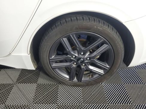 Used 2021 Kia Forte GT-Line FWD image 30