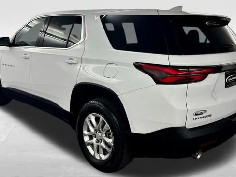 Used 2023 Chevrolet Traverse LS w/ Safety Package FWD image 6