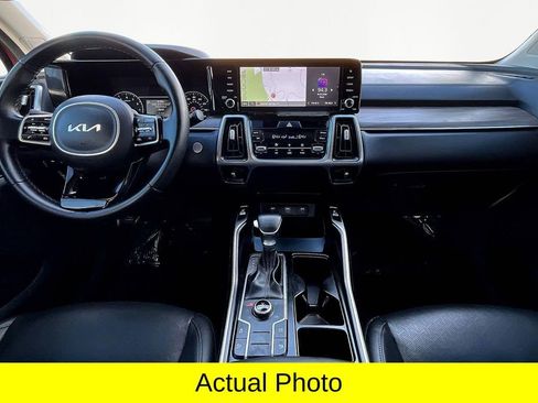 Used 2022 Kia Sorento S w/ Panoramic Sunroof Package image 15