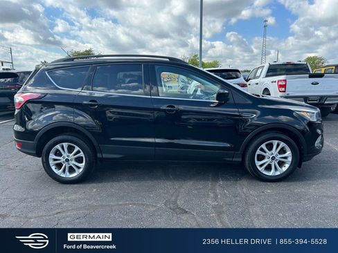 Used 2018 Ford Escape SE FWD image 7