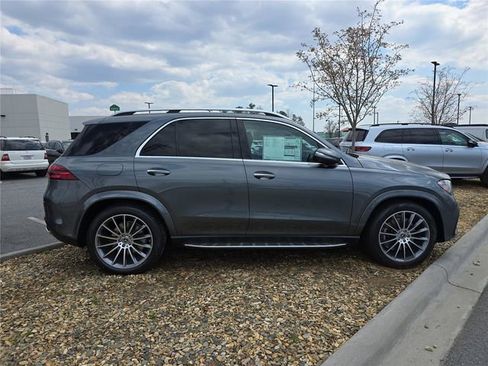 New 2026 Mercedes-Benz GLE 450 4MATIC image 2