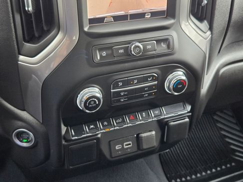 Certified 2025 GMC Sierra 1500 Pro w/ Pro Value Package image 19