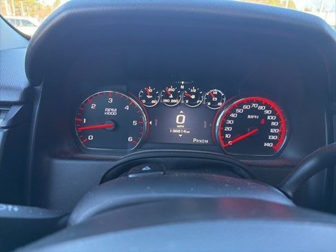 Used 2015 GMC Yukon Denali w/ Open Road Package image 12