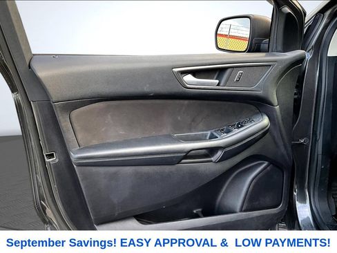 Used 2019 Ford Edge SE AWD/4WD image 13