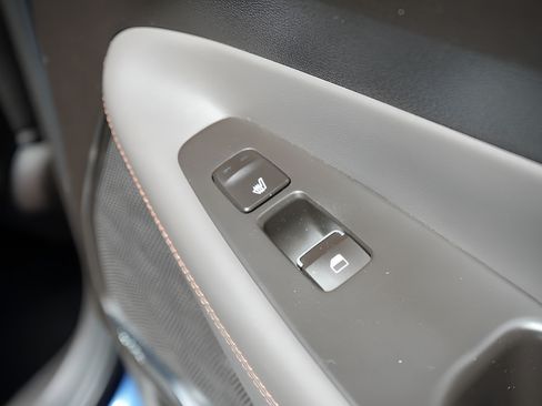 Used 2019 Hyundai Santa Fe AWD image 17