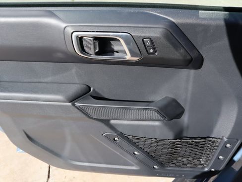 New 2025 Ford Bronco Outer Banks image 16