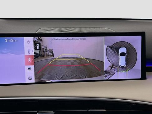 New 2026 Genesis GV70 2.5T Advanced image 13