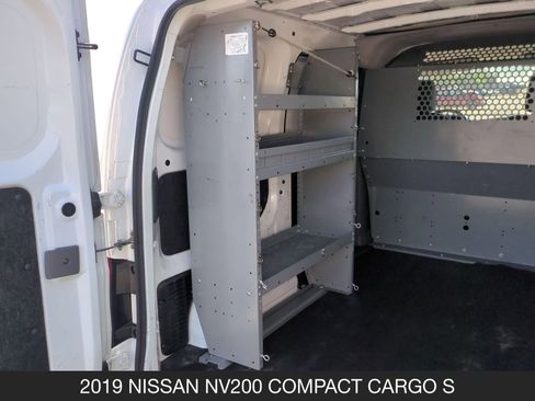 Used 2019 Nissan NV200 S image 21