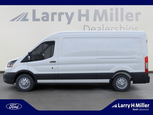 New 2025 Ford Transit 250 image 3