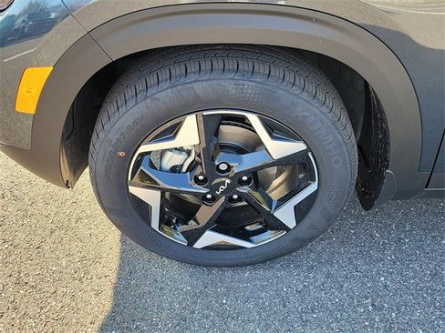 New 2026 Kia Seltos S image 36
