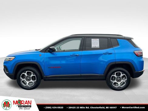 Used 2022 Jeep Compass Trailhawk w/ Trailhawk Elite Group AWD/4WD image 2