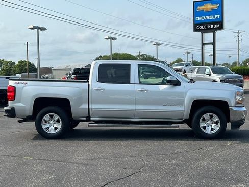 Used 2017 Chevrolet Silverado 1500 LT w/ All Star Edition AWD/4WD image 39