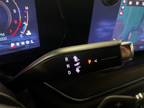 Certified 2025 Chevrolet Tahoe LT image 27