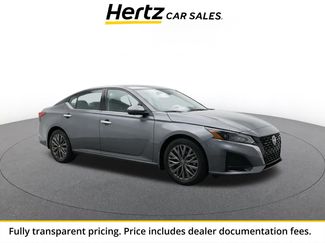 Used 2025 Nissan Altima 2.5 SV FWD video 1