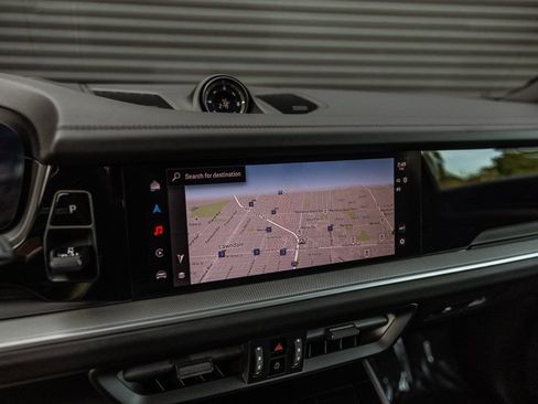Certified 2025 Porsche Cayenne E-Hybrid AWD/4WD image 25