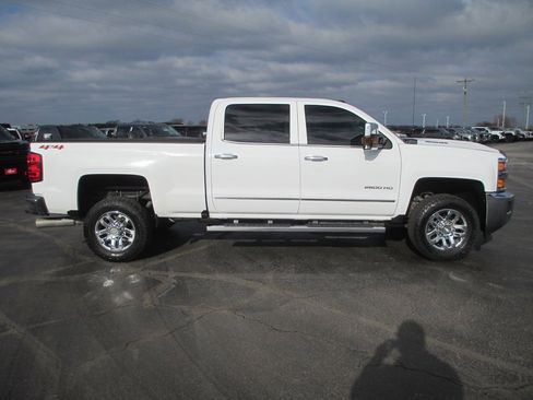Used 2019 Chevrolet Silverado 2500 LTZ w/ Duramax Plus Package image 2