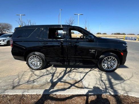 Used 2024 Chevrolet Tahoe RST w/ Luxury Package image 3