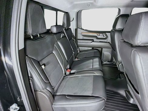 Used 2024 GMC Sierra 1500 Denali AWD/4WD image 29