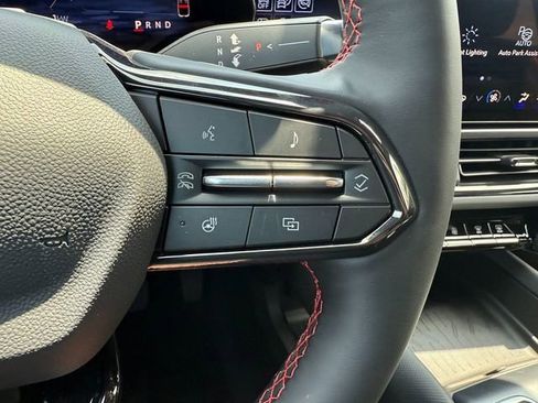 New 2025 Chevrolet Equinox EV RS image 37