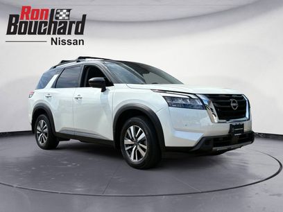 Certified 2024 Nissan Pathfinder SL