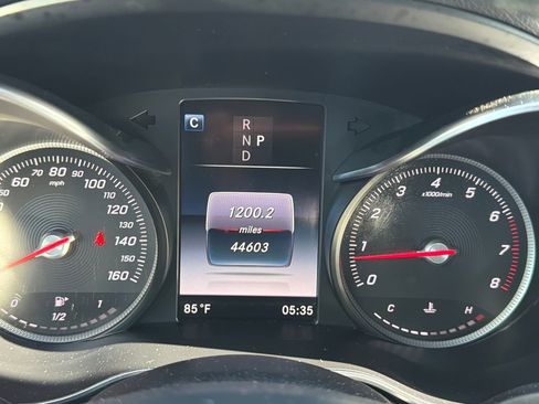Used 2018 Mercedes-Benz C 300 4MATIC Sedan image 21