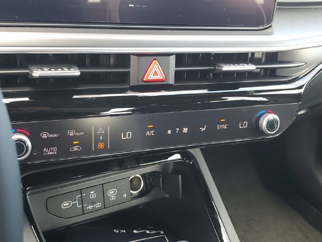 New 2026 Kia K5 GT-Line w/ GT-Line Premium Package FWD image 21