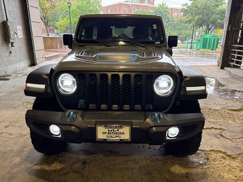 Used 2021 Jeep Wrangler Unlimited Rubicon 4xe w/ Cold Weather Group AWD/4WD image 8