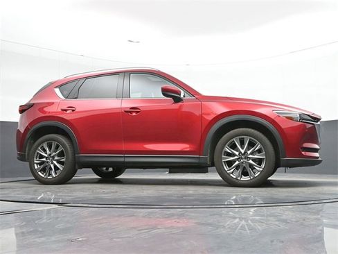 Used 2021 MAZDA CX-5 Signature image 11